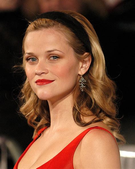reese witherspoon s bold red lips in 2005 ava phillippe and reese