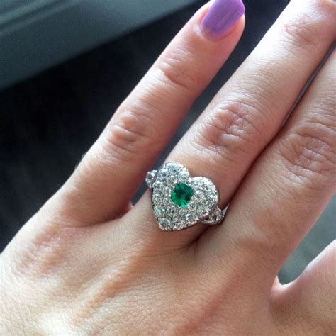 tiffany  rings platinum  gold diamond emerald heart ring