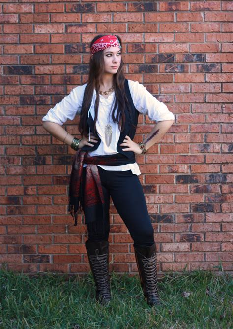 ≫ Como Hacer Un Disfraz De Pirata Casero Para Mujer Comprar Precio Y