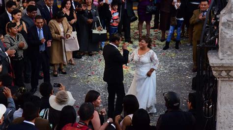 10 Fascinating Wedding Traditions From Around The World Oversixty