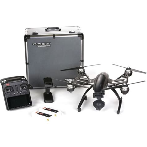 amazoncom yuneec   typhoon quadcopter drone rtf aluminum case  cgo camerast