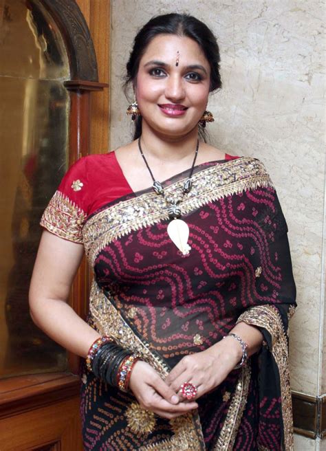 Actress Sukanya Mukherjee In Saree Stylish Designer