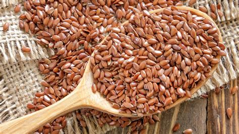 ways flaxseeds   hormone balance aviva romm md