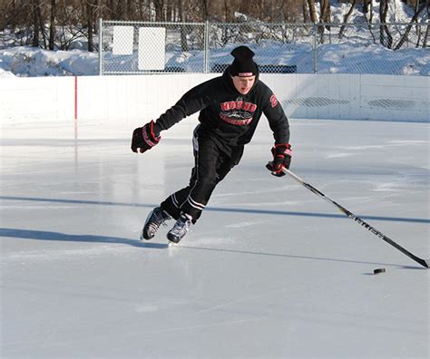 outdoor hockey