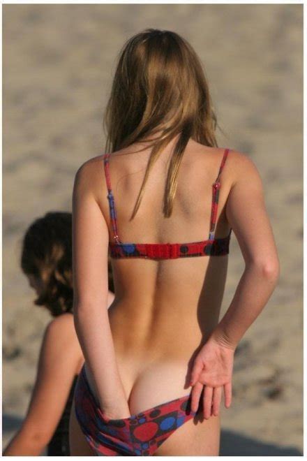 white bottom revealed at the beach porn pic eporner