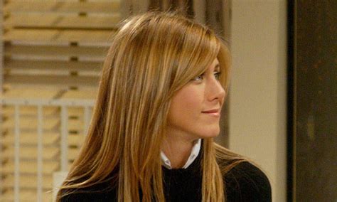 9 rachel green hairstyles from friends and what they say about you