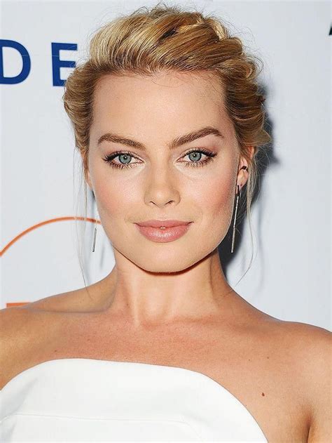 bestbraidshairstyles margot robbie hair cool braid hairstyles