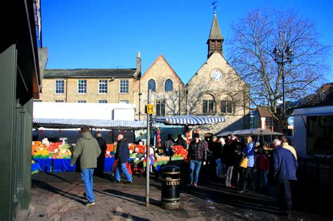 bury st edmunds explore cinematic history play mini golf  hit