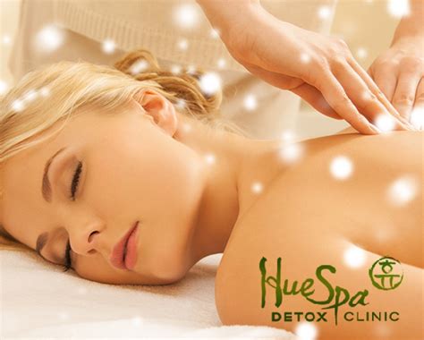 enjoy a 60 minute deep tissue detox massage at hue spa for 29 99