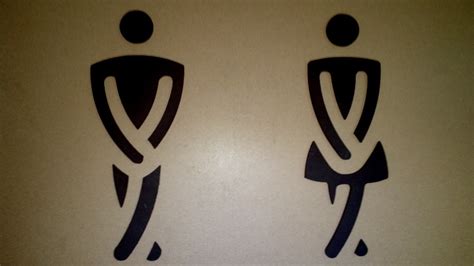 placa de banheiro feminino e masculino par r 50 00 em mercado livre
