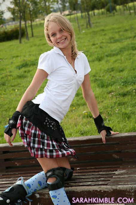 Adventurous Schoolgirl On Roller Skates Flashes Cameltoe
