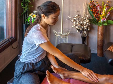 Thai Sabai Traditional Thai Massage And Foot Spa Byron Healing