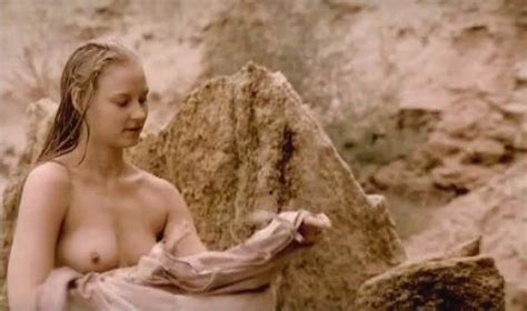 russian actress nude