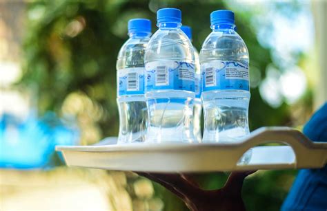 rwanda moves  ban   plastic water bottles  offices kt press