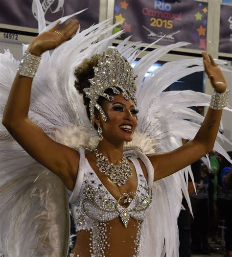 Gorgeous Costumes And Headpieces From Carnival 2015 Glamour