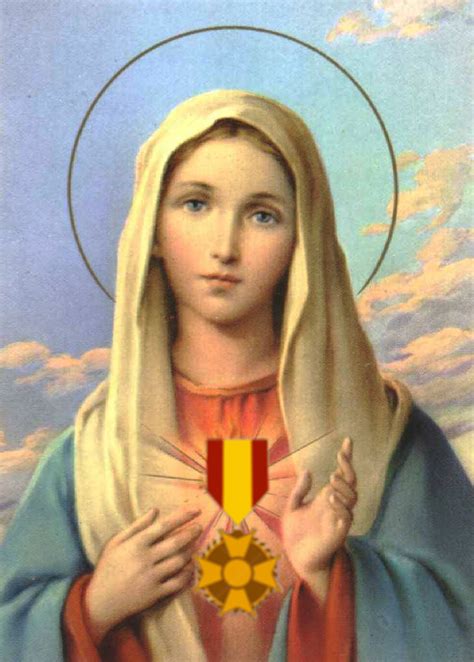 en espana la santa virgen tiene derecho  recibir medallas