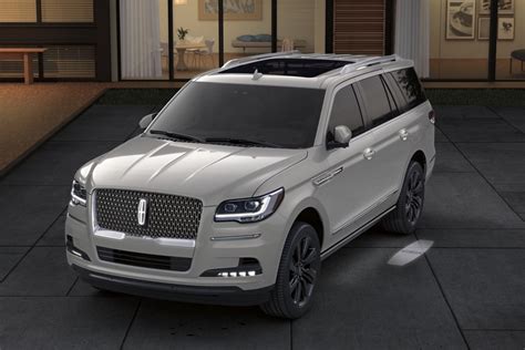 lincoln navigator suv design features