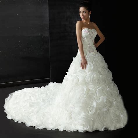 strapless   rosette wedding dress  color print wedding dresses bride bridal gowns