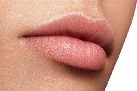 here s how you can get pink and plump lips naturally