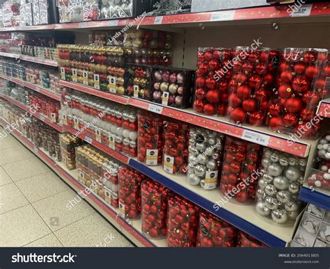 kerst ballen images stock  vectors shutterstock