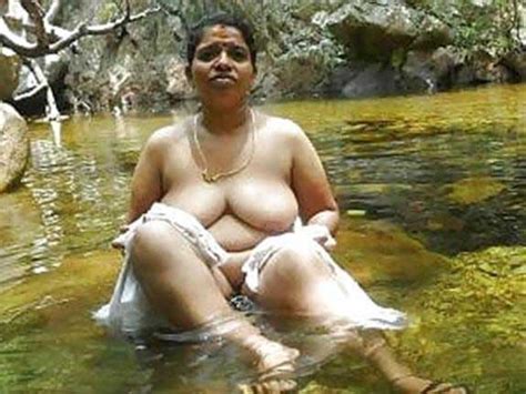 reeta ne ghodi ban ke bada loda chut me dalwa liya antarvasna indian sex photos