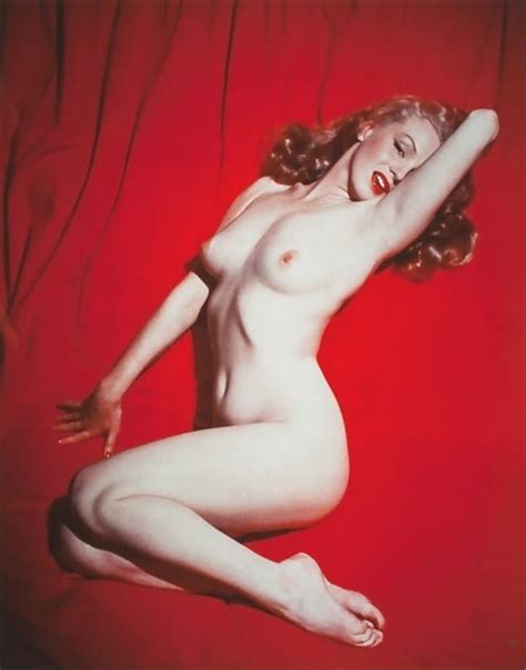 Marilyn Monroe Nude On Red Velvet 84 Pics Xhamster