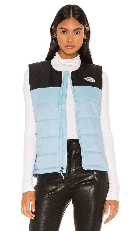 the north face pardee insulated vest in blue in 2020