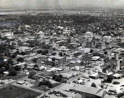 aerial view  downtown ardmore oklahoma   gateway  oklahoma history