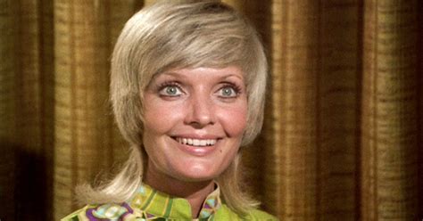 florence henderson the brady bunch actress dead at 82
