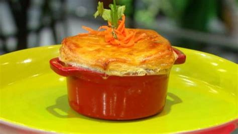 Walter Lewis Caribbean Curry Chicken Pot Pie Rachael Ray Show