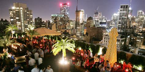 Roof Bars Drinking In The Skyline The New York Times