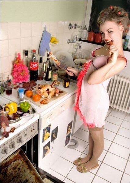 Hot Kitchen Girls 43 Pics