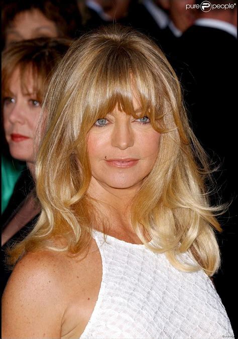 Current Pics Of Goldie Hawn Goldie Hawn à New York Le 5 Mai 2002