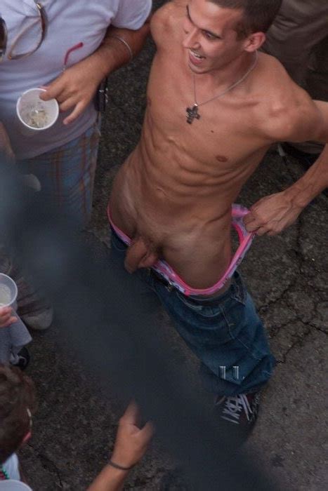 Guys Flashing Dicks At Mardi Gras Spycamfromguys Hidden