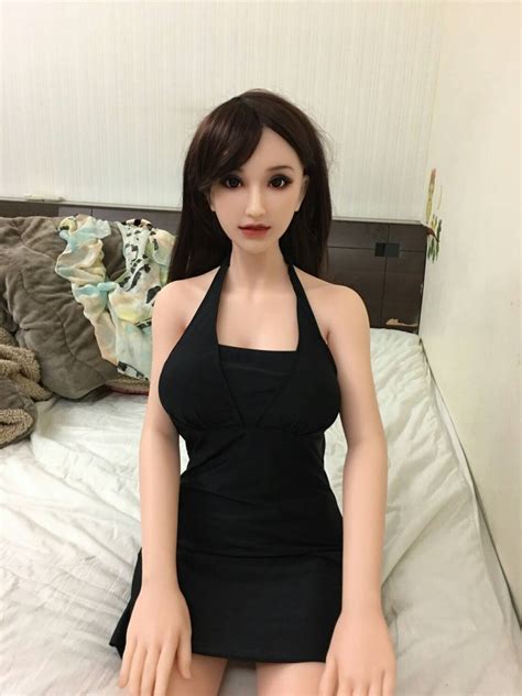 2人世界情趣用品 台北實體店 各國情趣用品 真人娃娃專售 11月 2016