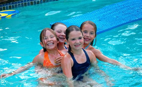 teen girls at pool other hot photos