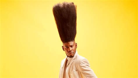 Nilanshi patel, 18 anni, è già famosa per aver rivendicato il guinness world record per i capelli più lunghi su un adolescente. I capelli piÃ¹ lunghi del mondo (2018) â Absurdity is Nothing