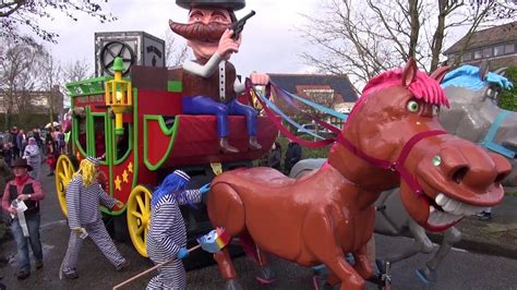 striphelden carnaval zwaag   met afbeeldingen carnaval praalwagens