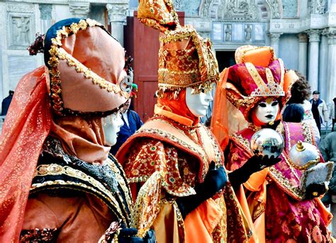 ways  plan trip  carnivale  venezia  budget carnival  venice