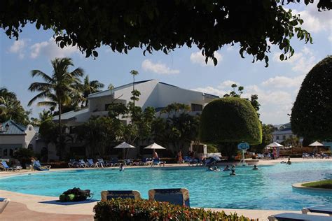 amresorts opens sunscape resort  puerto plata