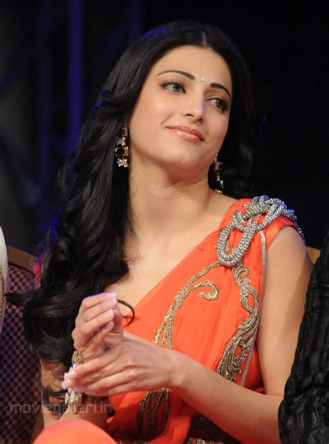 sruthi hasan latest unseen hot pics ~ biography and hot