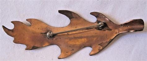 Wonderful 3 1 2 X 1 Vintage Hammered And Tarnished Copper Oak Leaf Pin