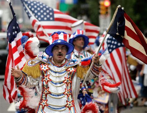fourth  july traditions link americans  countrys  nbc news