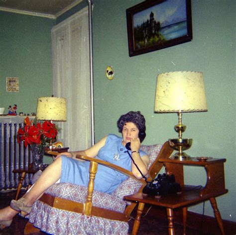 22 Old Photos That Show What Telephones Looked Like In The 1960s