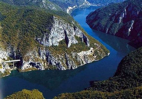 drina river rafting   gorgeous surroundings