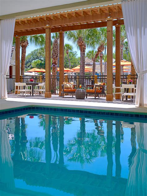 newly renovated shade pool   sonesta resort hilton head island