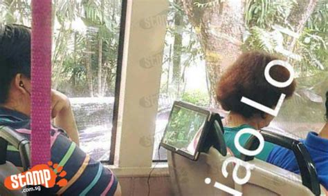 win liao lor commuter has awesome way to pass time during bus ride stomp