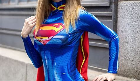 Supergirl Cosplay By Sarahisloading