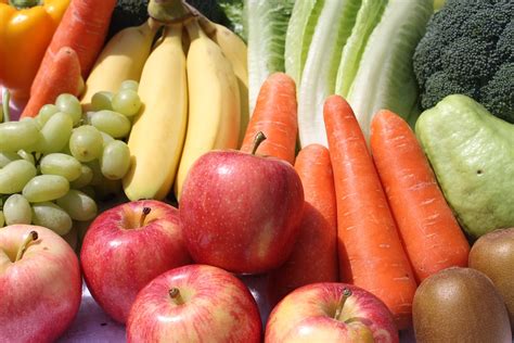 wash fresh fruits  vegetables doctoremicom