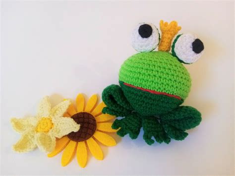 frog crochet pattern   pictures